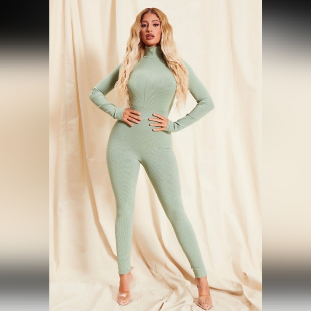 Fashion nova leggings